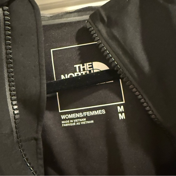 The North Face Black Jacket - Picture 3 of 6